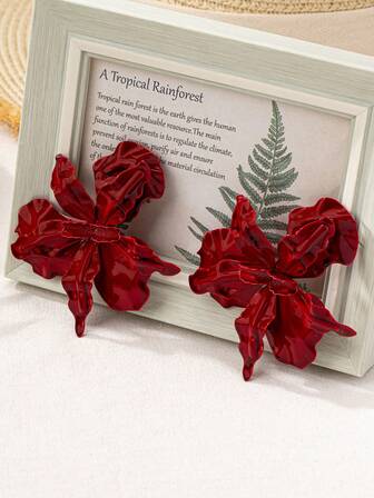 1 Pair Retro European & American Style Exaggerated 3D Flower Asymmetrical Shiny Stud Earrings For Women, Gift For Party And Vacation Valentines,Mom,Mother,Mother's Day,Gift