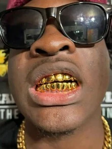 THATBOY 1 cái/2 cái 18K mạ vàng 6 răng sáng bóng răng Grillz trang sức Halloween Rapper Cosplayer phụ kiện trang phục - Nhiều màu - Xem 2
