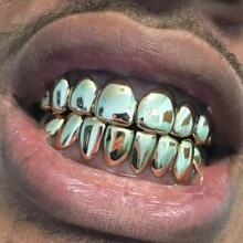 THATBOY 18K Golden Silvery Plated HIP HOP Teeth Grillz Top & Bottom Grills Set With Silicone Real Shiny Vampire Tooth Sets