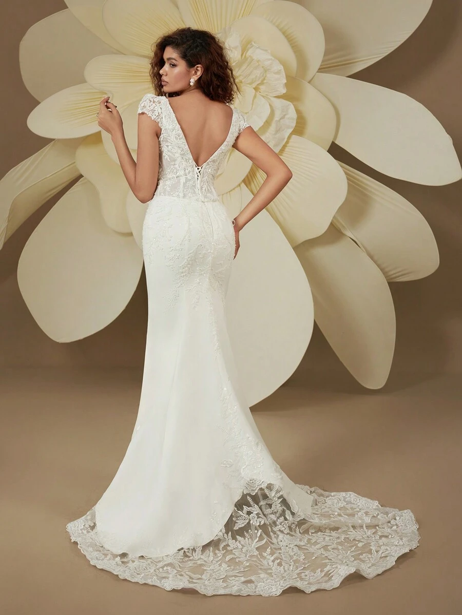 Váy cưới đuôi cá hở lưng đính hạt thêu tinh tế cổ chữ V đôi thanh lịch HEARBOBO - trắng - Xem 1