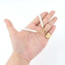 1 chiếc mặt dây chuyền hình trái tim màu vàng cổ điển có móc khóa, vòng cổ hạt ngọc trai giả cổ điển dành cho phụ nữ - trắng - Xem 3