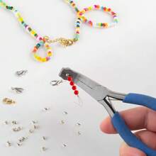 1 件高碳钢压接盖钳，孔径 3.2 毫米，双片簧设计防滑手柄 DIY 串珠首饰工具