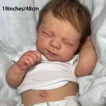 1 件栩栩如生的 19 英寸重生婴儿娃娃，逼真的乙烯基四肢，3D 彩绘皮肤和可见静脉，手工制作的乙烯基全身女孩娃娃，就像可爱的新生儿，是送给孩子的好礼物 - 多色 - 查看 2