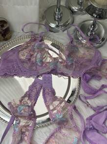 Women's Romantic Dating Purple Embroidery Bra Set For Going Out - Purple - View 10