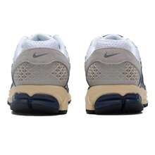 Nike Zoom Vomero 5 休闲时尚百搭运动鞋