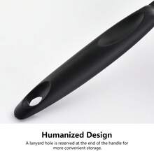 1 件优质手摇面粉筛 - 用于高效烘焙蛋糕、糕点、馅饼、纸杯蛋糕和甜点的筛子 - 耐用的滤网，配有易转动的手柄，是家庭烘焙师必备的厨房烘焙工具和小工具 - 黑色 - 查看 8