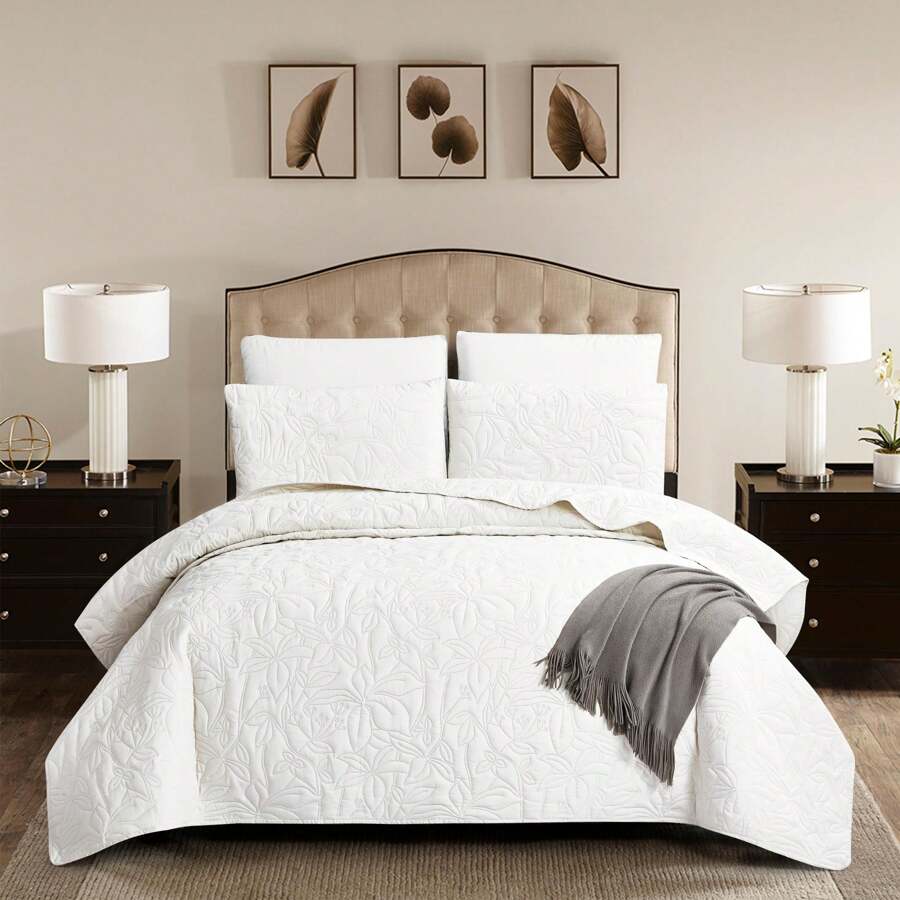 3 件花卉夜景羽绒被套套装：1 件羽绒被套 + 2 件枕套，亲肤透气柔软舒适（1 *羽绒被套 + 2 *枕套，无填充物） - 白色 - 查看 1