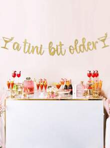 1 قطعة راية لتزيين حفل عيد ميلاد موضوع المارتيني، مزينة بالبريق الذهبي وكتابة "Tini Bit Older"، ديكور حفل عيد ميلاد المارتيني - الذهبي - مشاهدة 5