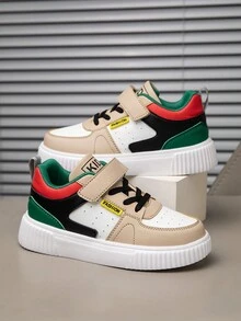 时尚字母印花彩色复古拼接儿童运动鞋，儿童钩环扣低帮平底舒适防滑男女学生返校休闲运动鞋 - 棕色 - 查看 2