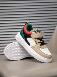 时尚字母印花彩色复古拼接儿童运动鞋，儿童钩环扣低帮平底舒适防滑男女学生返校休闲运动鞋 - 棕色 - 查看 6