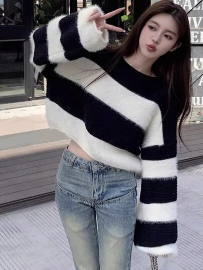 柔软蓬松针织毛衣新款条纹长袖针织上衣宽松短款高档秋冬
