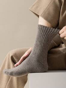 2 双高端 95% 羊毛男士袜子，保暖中筒袜，保暖、防臭、吸湿排汗、学院风条纹、毛绒绒、地板袜，适合秋冬季 - 毛圈[經典組合] - 查看 3