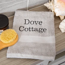 Personalisiertes besticktes, maßgefertigtes 100% ägyptisches ultraweiches Luxus-Hand-/Badetuch, Badezimmer Dekoration, Sommer-Strandaccessoires, Rückkehr zur Schule