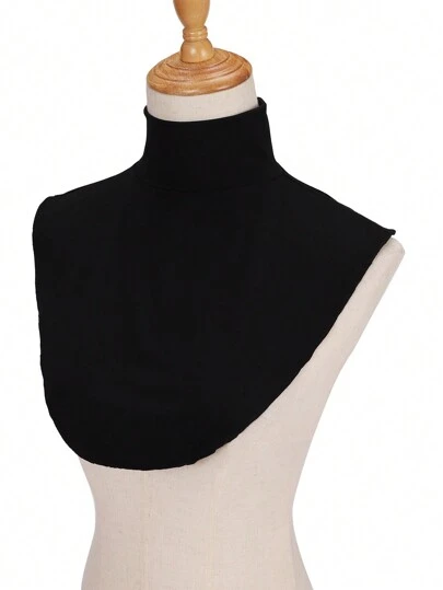 一件穆斯林高领时尚套装，配有可拆卸纯色假领，女士配饰，适合节日、旅行穿着。