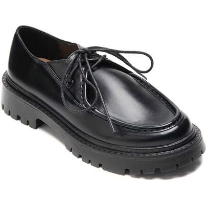 Women's Derby Shoes With Textured Sole - Fashionable Black Patent Leather, Modern Style, Comfortable For Everyday Wear