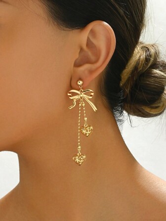 2 件优雅时尚蝴蝶结、空心金属心形吊坠、勃艮第心形玻璃水钻、星星和月亮组合、带水晶链的铜耳环、仿珍珠巴洛克串珠金属球链流苏、空心心形玻璃水钻蝴蝶结等经典女士耳环，适合所有季节、情人节、感恩节和其他节日