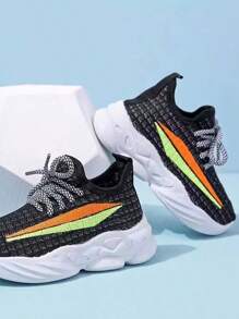 Zapatillas de deporte informales y cómodas para niños con estampado de bloques de color y diseño con cordones - Negro - Ver 5