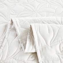 3 件花卉夜景羽绒被套套装：1 件羽绒被套 + 2 件枕套，亲肤透气柔软舒适（1 *羽绒被套 + 2 *枕套，无填充物） - 白色 - 查看 5