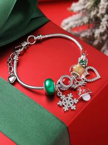 1 Stück Weihnachts-Armband mit eleganter Faux-Perlen-Schleife, Schneeflocke, Rentier, DIY-Perlen und Kupferkette, Kontrast in Rot und Grün, geeignet als Accessoire für Frauen zu Weihnachtspartys, Geschenk für Freunde und Familie
