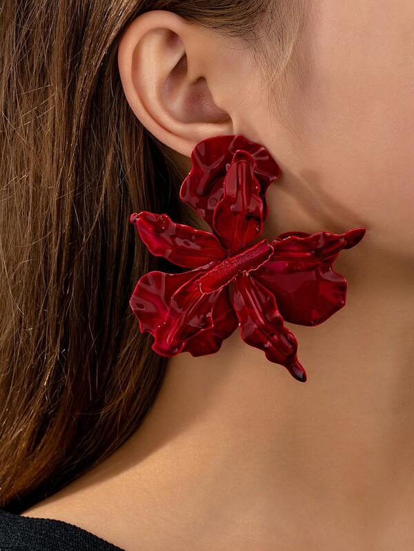 1 Pair Retro European & American Style Exaggerated 3D Flower Asymmetrical Shiny Stud Earrings For Women, Gift For Party And Vacation Valentines,Mom,Mother,Mother's Day,Gift