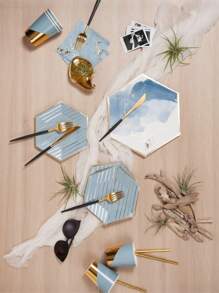 8/16 件水蓝色六角形铝箔纸盘 - 儿童生日、婚礼和庆典的一次性派对用品 - 非常适合蛋糕、水果和下午茶 - 彩色 - 查看 3