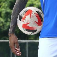 1 quả bóng đá PVC nhiều màu, cỡ 5, thích hợp cho các hoạt động thể thao ngoài trời và trong nhà, chống thủng, thiết kế cổ điển - Món quà thể thao hoàn hảo cho bạn bè và gia đình - Nhiều màu - Xem 8