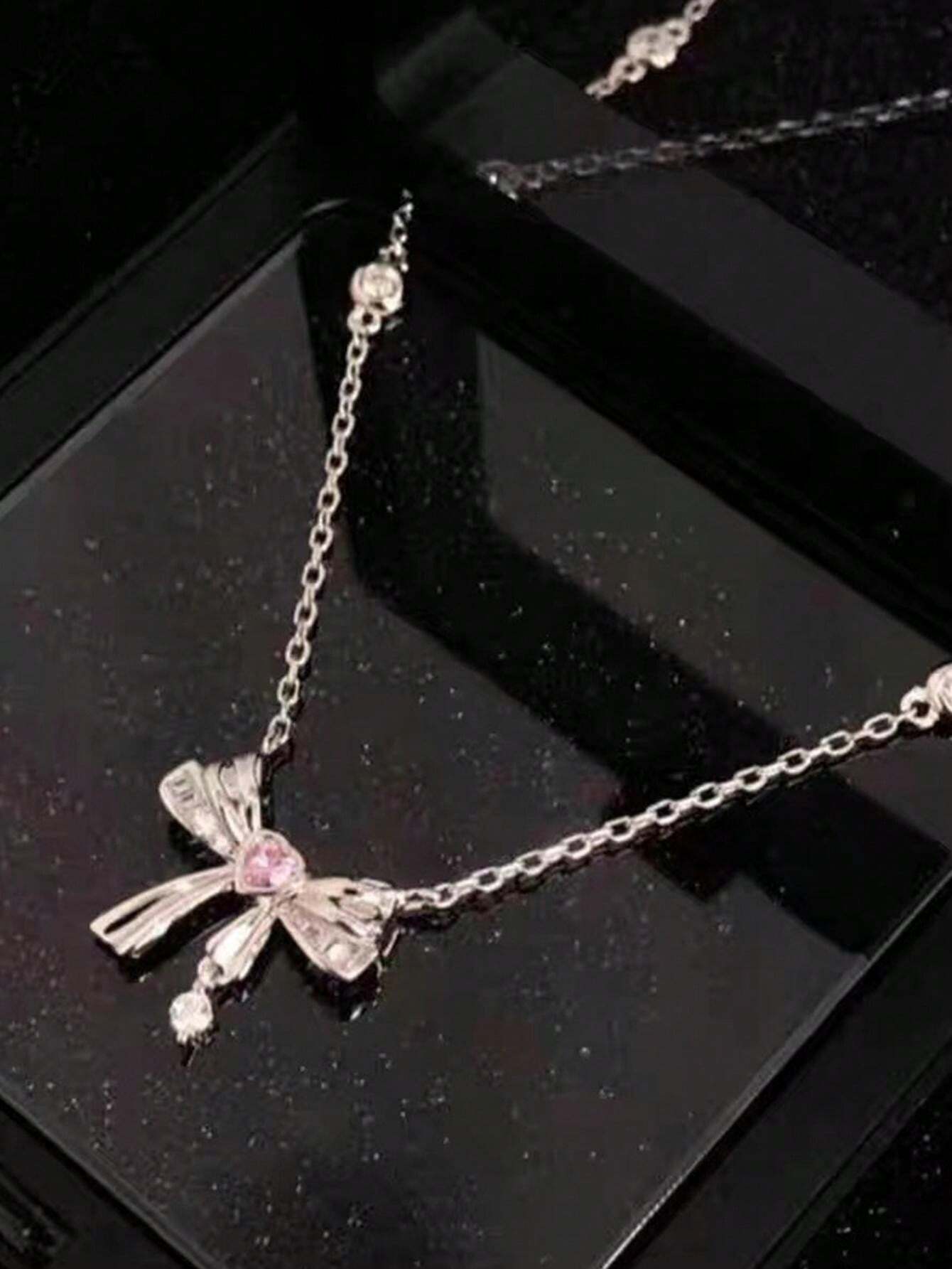 1pc Sweet Girl Inlaid Diamond Bow Pendant Women's Necklace Banquet
