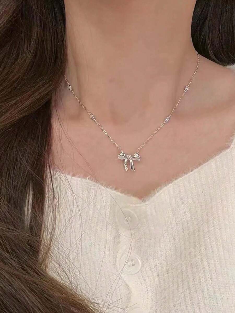 1pc Sweet Girl Inlaid Diamond Bow Pendant Women's Necklace Banquet