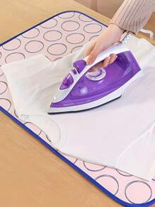 家用可折叠熨烫垫 - 耐热防水，便携式耐高温熨烫垫防滑，旅行便携式隔热熨烫垫，适合家庭、旅行和外出熨烫需求，加厚悬挂熨烫垫 - 彩色 - 查看 1