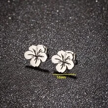 1 Pair Stainless Steel Korean Style Cute Small Flower Stud Earrings For Women Sweet Statement Spray Paint Metal Flower Earring Party Birthday Jewelry Valentines,Mom,Mother,Mother's Day,Gift