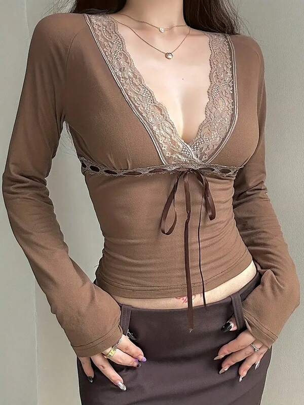 Y2K Style Lace Panel Sexy Deep V-Neck Long Sleeve Form-Fitting Tee
