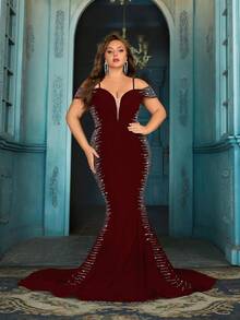 QOQ Glamorous Mature Plus Size Rhinestone Halter Floor Length Women Gown Dresses - Burgundy - View 5