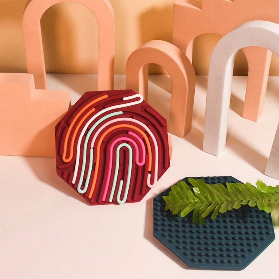 1 个感官板，1 个硅胶坐立不安玩具，用于镇静、缓解压力、多动症、焦虑，袋子包含 11 条绳子，适合作为派对礼物、圣诞节/感恩节礼物