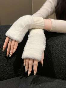 1 Pair Of Simple Knitted Gloves With Exposed Fingers, Suitable For Students' Autumn And Winter Writing And Daily Use, Warm And Antifreeze, Suitable For Both Men And Women, With Multiple Colors To Choose From