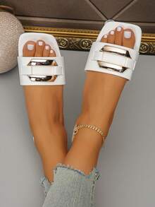 Women's New Fashionable, Simple And Elegant Casual Lightweight Soft-Bottomed Comfortable Black Sandals. Slip-Resistant, Anti-Bacterial, Anti-Odor, Soft And Open-Toe Flat Sandals, Suitable For Summer Outdoors, Travel, Holidays, Outer Wear Slippers And Home Slippers - White - View 2