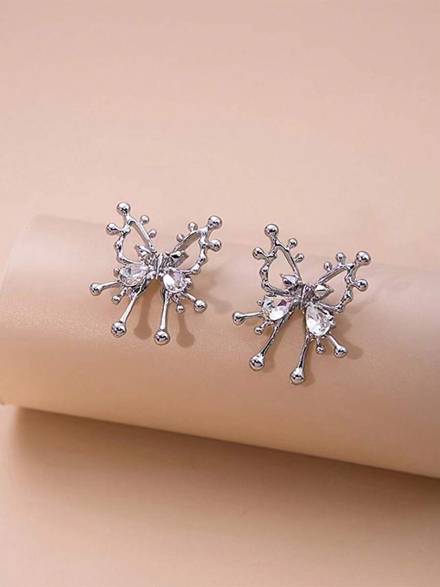 1 对复古简约镂空蝴蝶锆石耳钉，不对称时尚女士配饰 - 銀色 - 查看 1