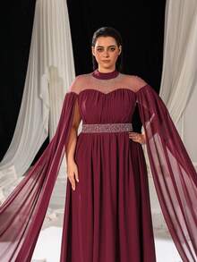 Faeriesty 带水钻细节斗篷袖雪纺礼服，长袖舞会晚礼服，适合婚礼嘉宾、毕业典礼、晚宴 - 酒紅色 - 查看 9