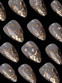 30片/套 现代简约休闲优雅街头风个性化复古3D不对称装饰青铜金水钻美甲贴纸套装，瞬间提升您的造型，适合精致优雅的女孩和女士日常及购物使用。 - 金色 - 查看 7