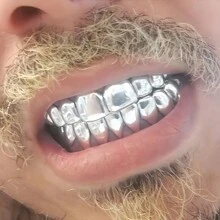 THATBOY 18K Golden Silvery Plated HIP HOP Teeth Grillz Top & Bottom Grills Set With Silicone Real Shiny Vampire Tooth Sets