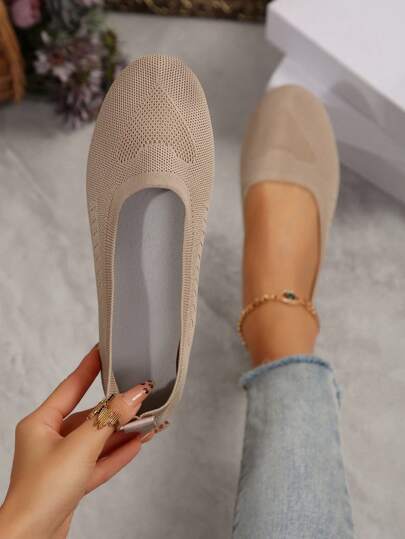 New Plus Size Women Comfortable Minimalist Round Toe Heart Canvas Breathable Soft Bottom Flat Shoes, Suitable For Autumn/Winter Wear