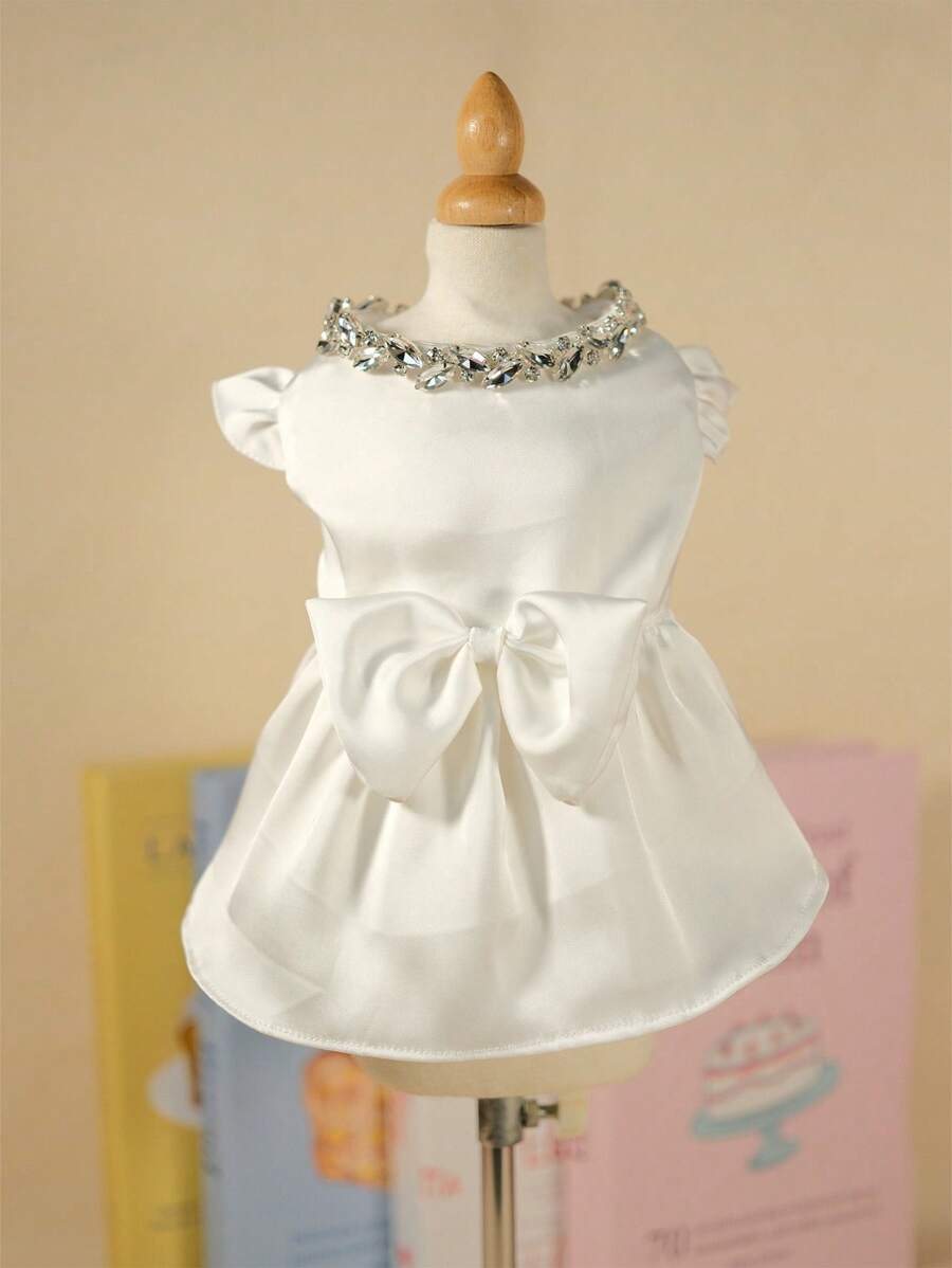 1pc Vestido de luxo para animais de estimação - para cães e gatos - feito de tecido macio