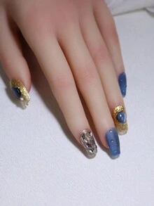 3D 巴洛克复古蓝色玻璃猫眼美甲设计手工指甲 100% 手工制作按压指甲可重复使用 10 件短芭蕾指甲尖带闪光金色金属装饰适合女士日常和派对使用 - 咖啡棕 - 查看 6