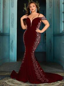 QOQ Glamorous Mature Plus Size Rhinestone Halter Floor Length Women Gown Dresses - Burgundy - View 1