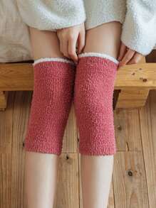 1 Pair Coral Fleece Fluffy Leg Warmers, Winter Thick Knee Protector Leg Sleeve For Women, Cozy - Light Grey - View 15