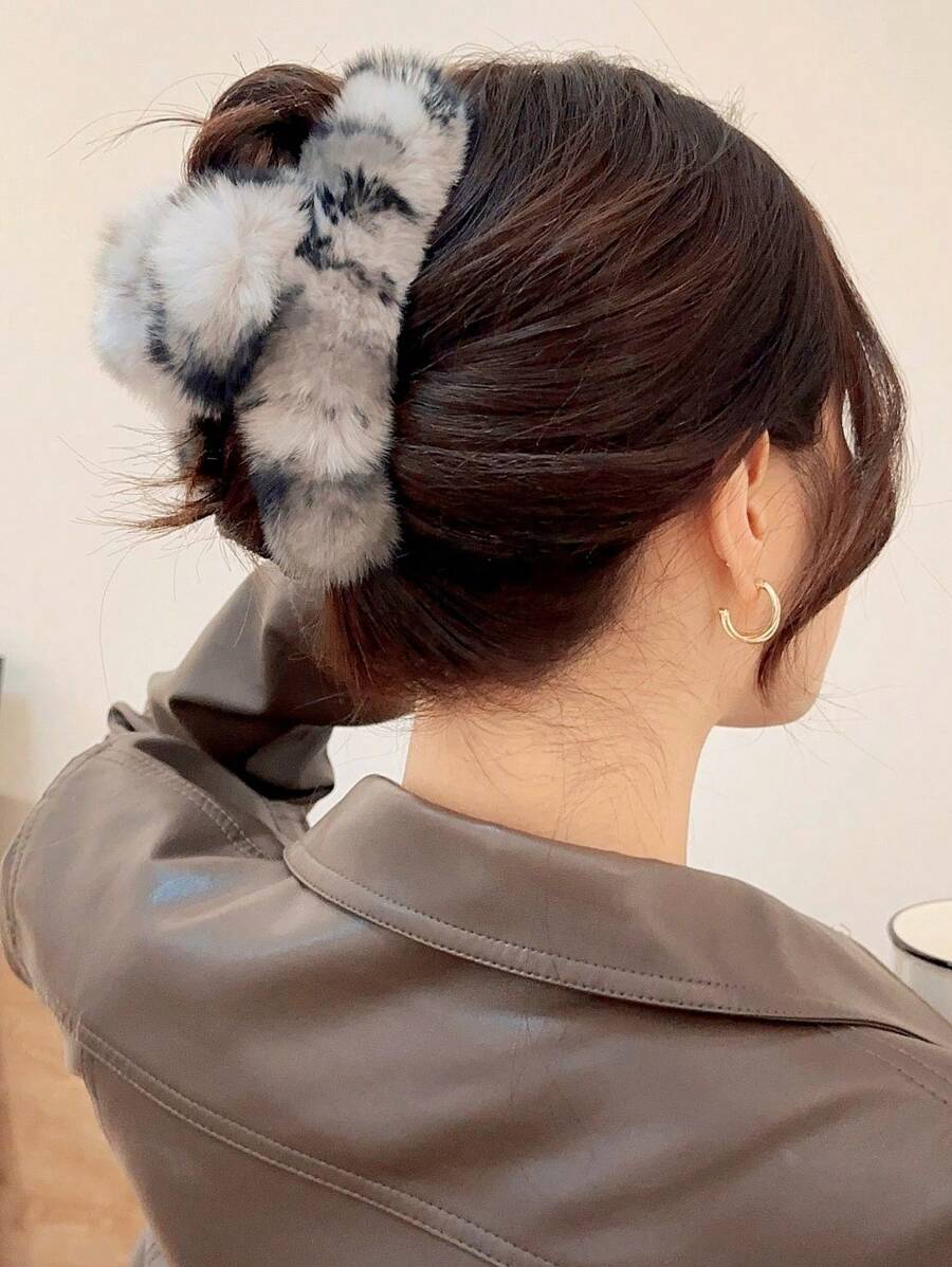 1 件秋冬时尚仿兔毛柔软蓬松豹纹毛绒大号发爪夹女士毛绒发饰适合浓密头发 - 彩色 - 查看 1