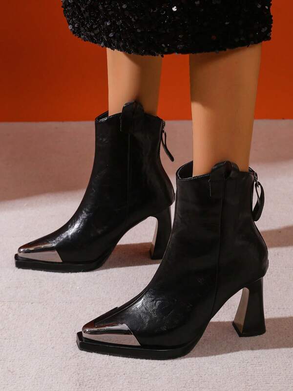 Botas Chelsea femininas pretas de bico fino e metálicas para outono/inverno, botas curtas modernas de salto alto com zíper traseiro clássico, sapatos elegantes e modernos para festa/casamento