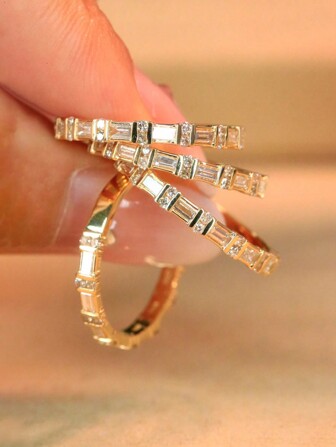  1 st 18k guld stegade fyrkantiga staplingsringar för kvinnor, moderiktig minimalistisk S925 sterling silverring, lämplig för daglig pendling, designerstil