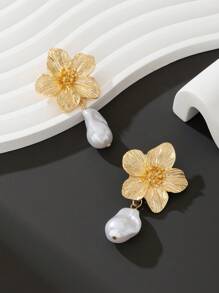 1 Pair Elegant Multicolor Dopamine Inspired Golden Floral With Faux Pearl Stud Earrings, Wedding Gift For Women - Yellow Gold - View 3