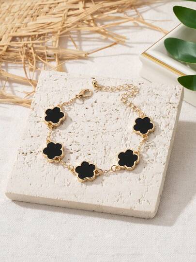 1pc Retro Metal Lucky Clover Bracelet For Women, Party/Wedding Gift (Needs To Remove Film For Black Color) Valentines,Mom,Mother,Mother's Day,Gift