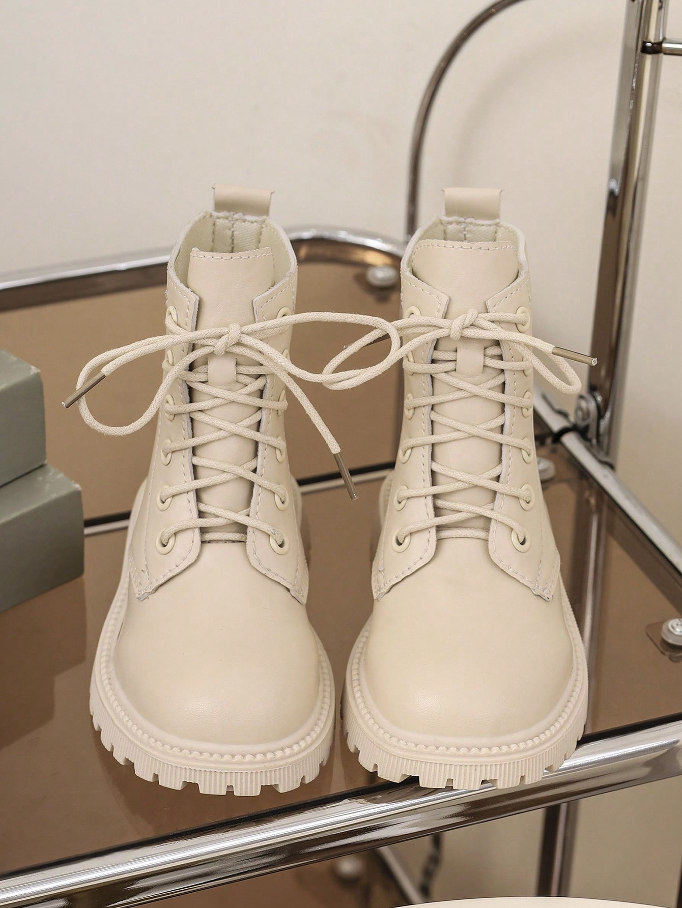 زوج من البوت الكاحل بسحاب للأطفال/الأطفال الصغار ب...